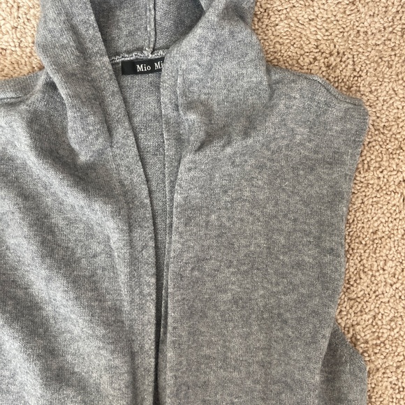 Knit long vest size small - Picture 2 of 3